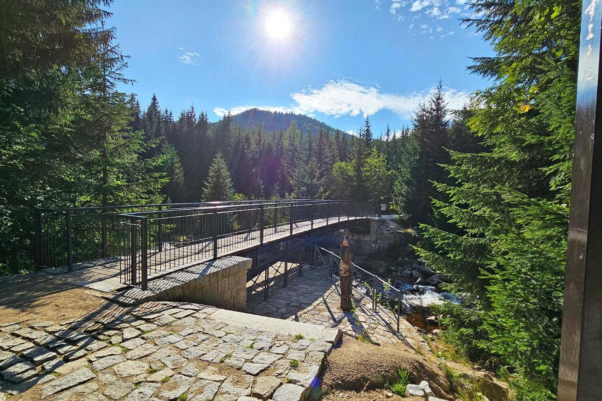 Enjoyharrachov - Atraktivni Slunne Studio Certovka V Centru Harrachova S Garazovym Parkovanim, Wifi-Wlan, Sat, Herni Konzoli, Netflix Zdarma A Nejkrasnejsim Vyhledem Na Certovu Horu S Arealem Skokanskych Mustku A Sjezdovku المظهر الخارجي الصورة
